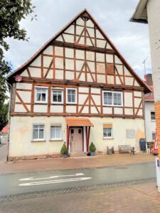 Eingang Bergstraße EG